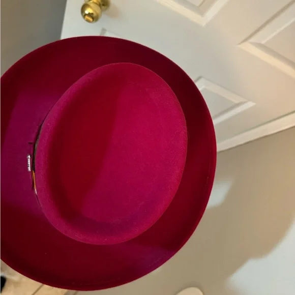 Hat - Picture 3 of 12